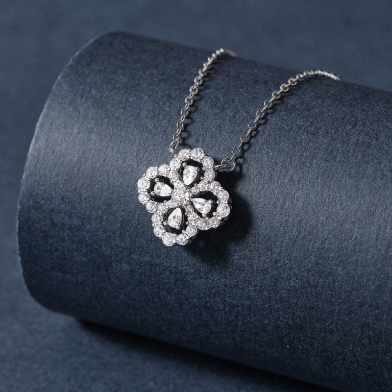 【AR025】S925 Moissanite clover Necklace | クローバー ネックレス (シルバー925 / モアサナイト)
